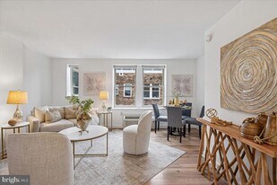 2440 16th St NW in Washington, DC - Building Photo