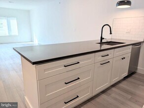2631 W Oxford St in Philadelphia, PA - Building Photo - Building Photo