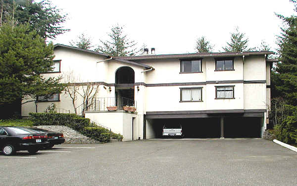 North Forest Apartments in Shoreline, WA - Building Photo