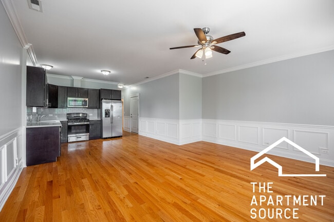 738 N Avers Ave in Chicago, IL - Building Photo - Building Photo