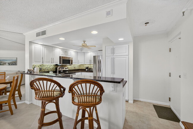 2800 N Ocean Dr in Riviera Beach, FL - Foto de edificio - Building Photo