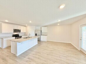 5320 Peach Dr in Milton, FL - Building Photo - Building Photo