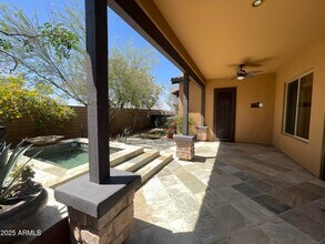 12035 W Red Hawk Dr in Peoria, AZ - Building Photo - Building Photo