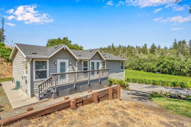 1623 Whitehall Ln in St Helena, CA - Building Photo - Building Photo