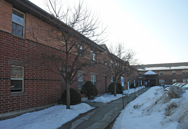 Shenendehowa Village in Clifton Park, NY - Building Photo - Building Photo