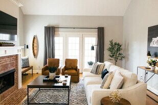 131F Woodmont Blvd in Nashville, TN - Building Photo