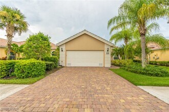 8738 Ferrara Ct in Naples, FL - Building Photo - Building Photo