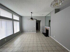 1718 Comstock Dr in Henderson, NV - Building Photo - Building Photo