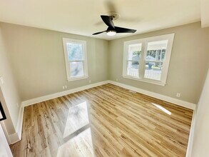 25 W Kentucky St in Trenton, IL - Building Photo - Building Photo