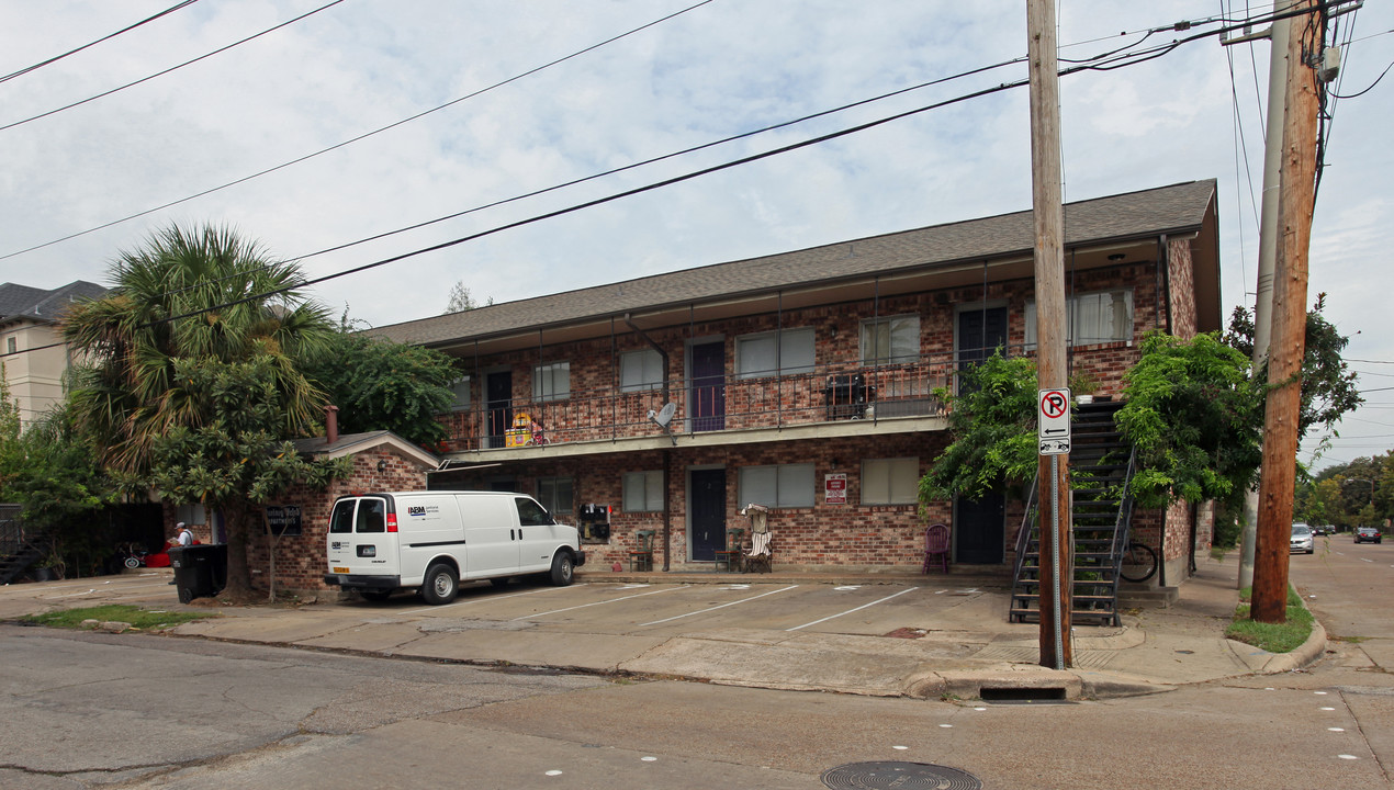 Welch II Apartments in Houston, TX - Building Photo