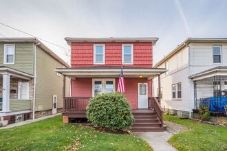 1627 Merchant St in Ambridge, PA - Building Photo - Building Photo