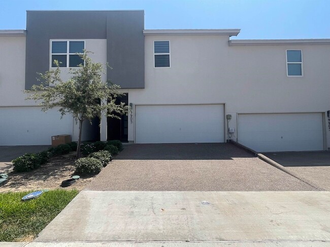 property at 9905 Kaspar Dr
