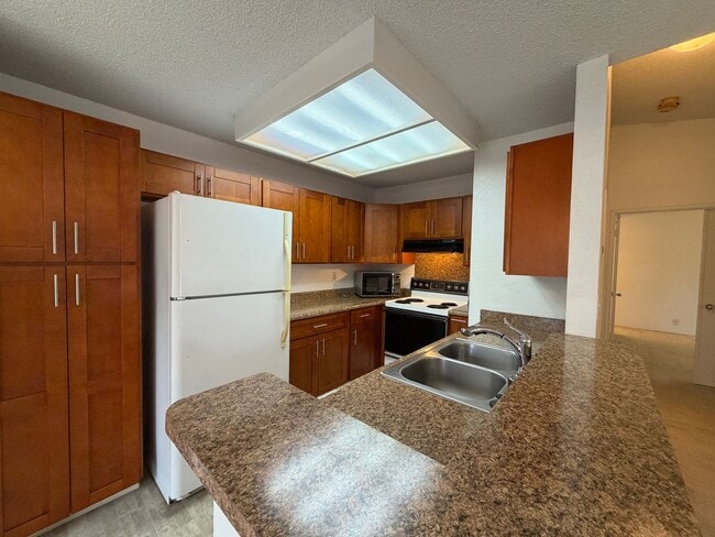 property at 528 Mananai Pl