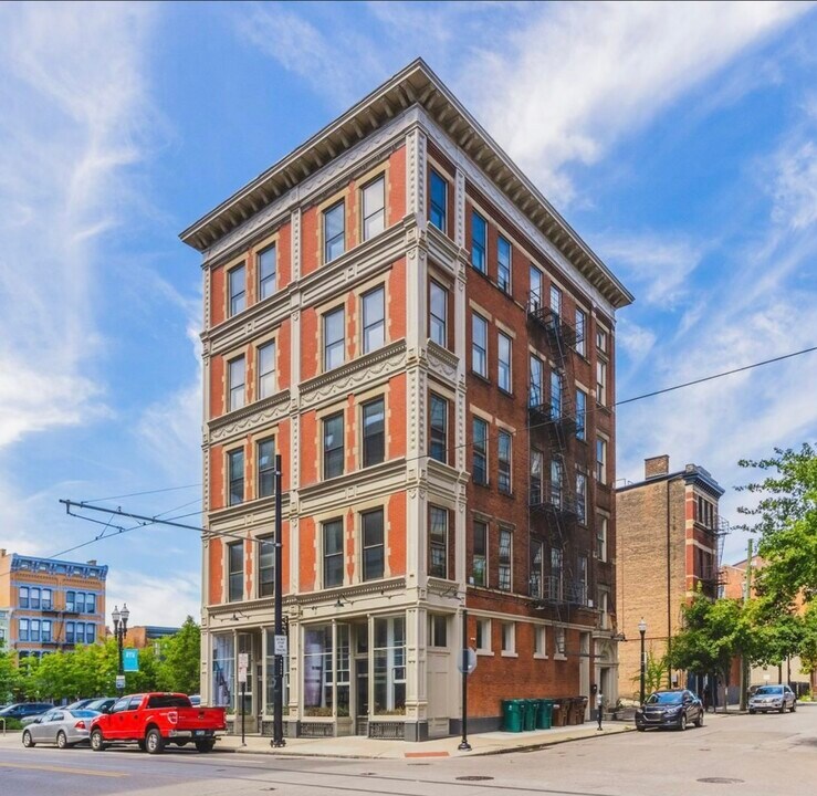 1201 Jackson St in Cincinnati, OH - Building Photo