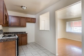 Northern Palms Apartments in Phoenix, AZ - Building Photo - Building Photo