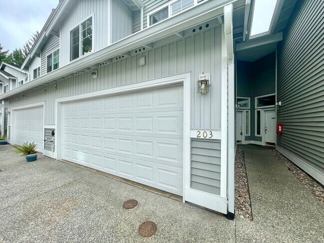 14607 52nd Ave W in Edmonds, WA - Building Photo - Building Photo