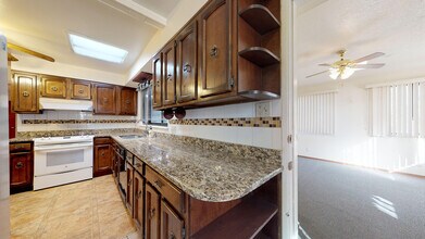 1804 Indiana St NE in Albuquerque, NM - Building Photo - Building Photo