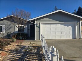 4869 Racetrack Cir in Rocklin, CA - Building Photo