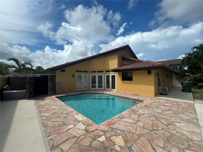 property at 20627 NE 9th Pl