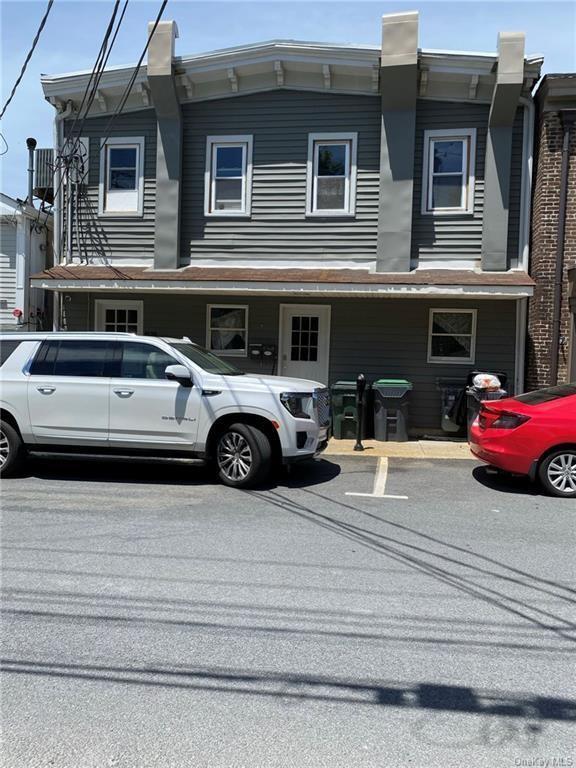 property at 9 1st St