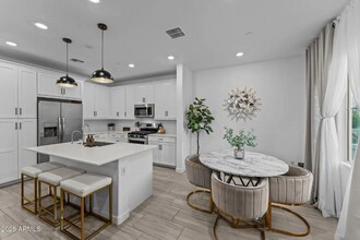 4077 S Sabrina Dr in Chandler, AZ - Building Photo - Building Photo