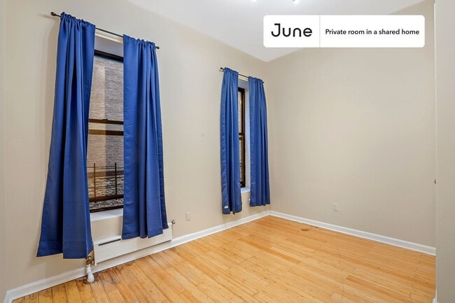 Room in Shared 2 bed/1 bath home in New York, NY - Building Photo - Building Photo