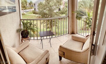 124 Santa Clara Dr in Naples, FL - Building Photo - Building Photo