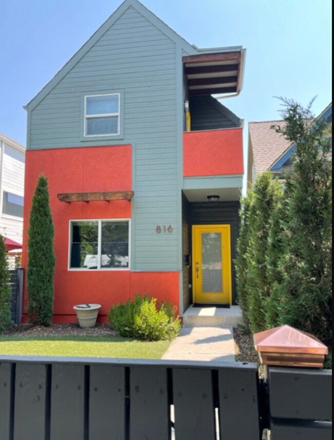 816 Fox St in Denver, CO - Building Photo - Building Photo