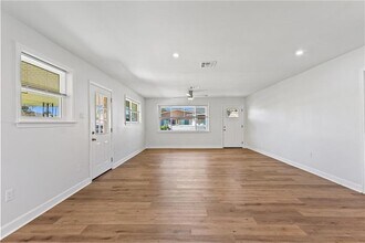 542 Marino Dr in Norco, LA - Building Photo - Building Photo