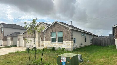 277 Vortex Pass in Kyle, TX - Building Photo - Building Photo