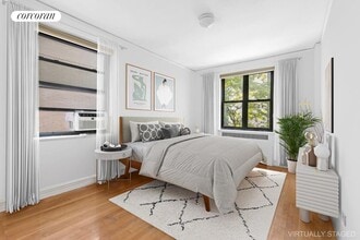 222 E 35th St in New York, NY - Building Photo - Building Photo