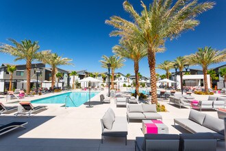 Trend in Las Vegas, NV - Foto de edificio - Other