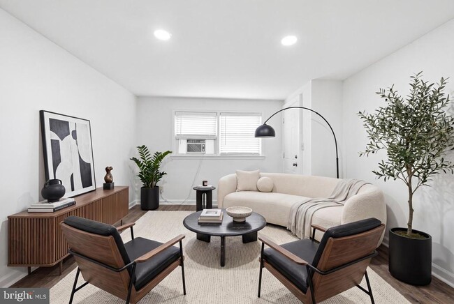 property at 3816 W Bay Ave