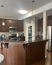 26 Hanover Crt in Belleville, ON - Building Photo - Building Photo