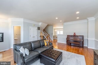 11607 Park Vista Blvd in Fairfax, VA - Building Photo - Building Photo