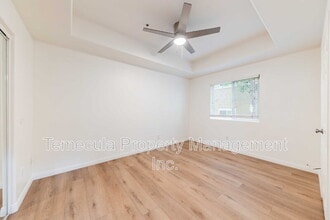 26396 Arboretum Way in Murrieta, CA - Building Photo - Building Photo