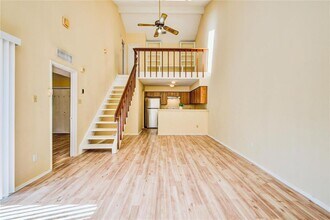 6103 Ludington Dr in Houston, TX - Building Photo - Building Photo