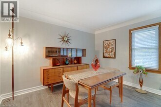 69 Edinburgh Rd in Kitchener, ON - Building Photo - Building Photo