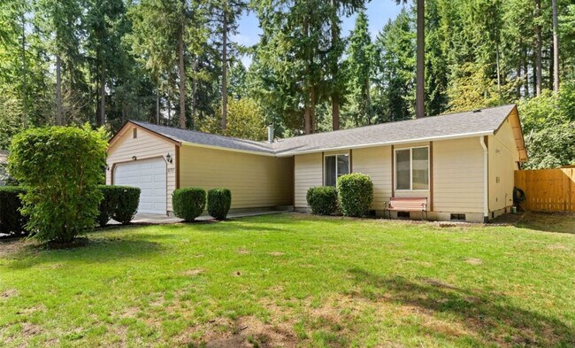 21737 E Terra Ln SE in Yelm, WA - Building Photo - Building Photo