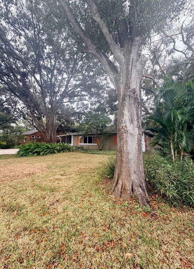 property at 3022 Dartmouth Ave N