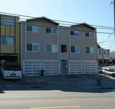 1349 Brunswick St in Daly City, CA - Building Photo - Building Photo