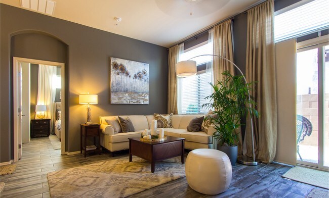 Sabino Vista Apartment Homes in Tucson, AZ - Building Photo - Building Photo
