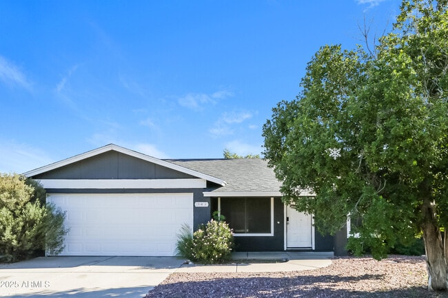 503 W El Prado Rd
