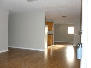 120 Saturn Ln E in Orange Park, FL - Building Photo - Building Photo