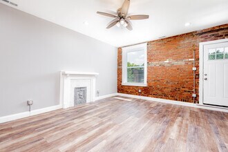 3909 Wyoming St, Unit 3911 #A in St. Louis, MO - Building Photo - Building Photo