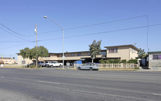 1437 Garner Ave in Salinas, CA - Building Photo - Building Photo