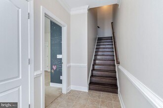 612 Marina Landing Ln in Woodbridge, VA - Building Photo - Building Photo