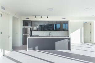 Allure 258 in East Orange, NJ - Building Photo