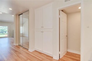 24261 Cascades Dr in Laguna Niguel, CA - Building Photo