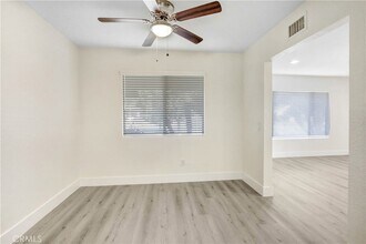 8855 Hemlock St in Rancho Cucamonga, CA - Foto de edificio - Building Photo